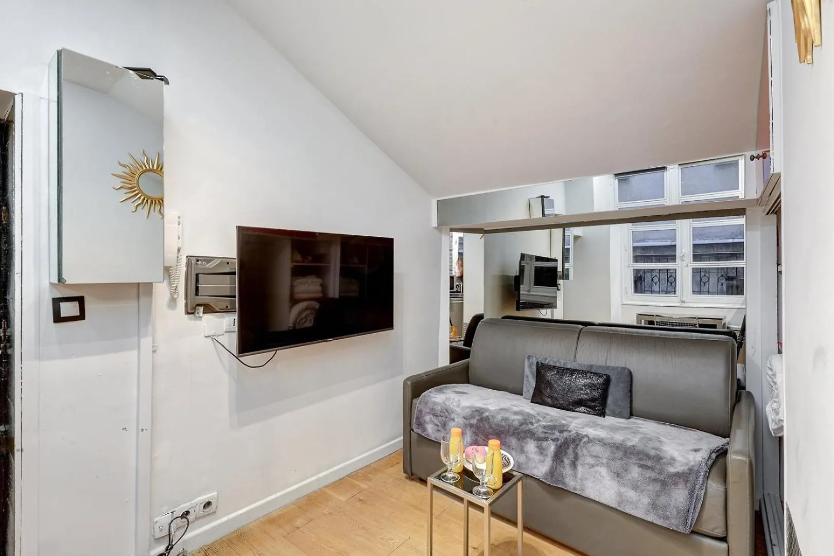 668 Suite Sarah - Superb Apartment In Parigi Francia
